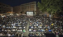 İran filmi Satıcı (2016) için İtalya’da açık hava gösterimi